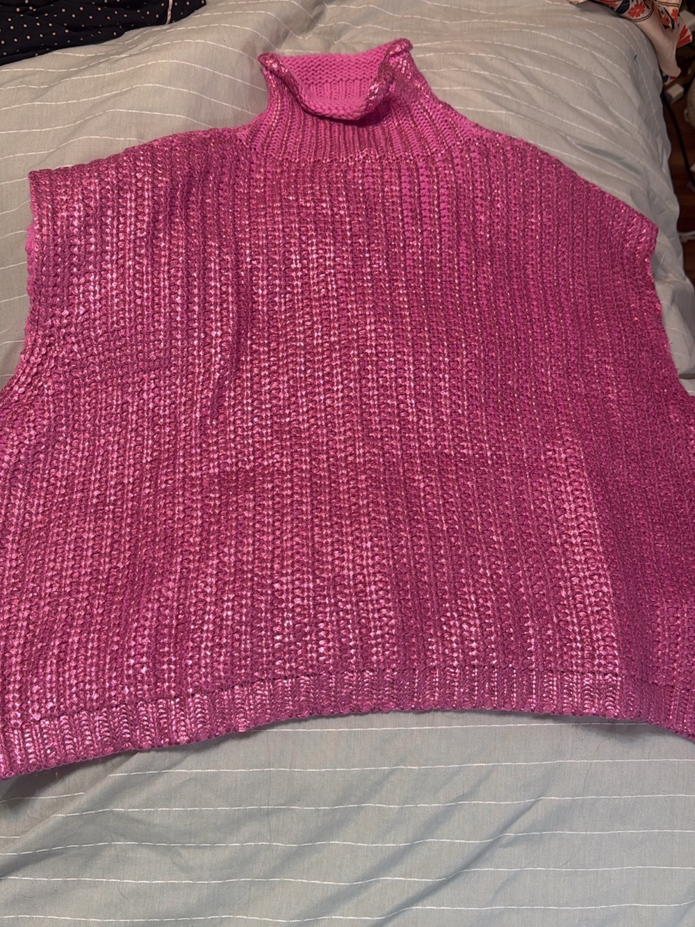 Women’s Metallic Foiled Turtleneck Sleeveless Sweater